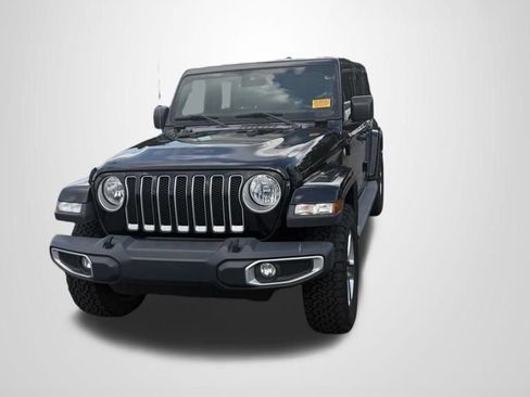 Used 2019 Jeep Wrangler Unlimited Sahara AWD/4WD image 13