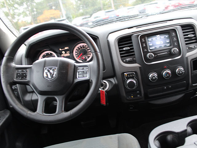 Used 2016 RAM 1500 Express w/ Popular Equipment Group AWD/4WD image 10