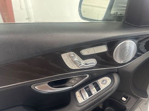 Used 2015 Mercedes-Benz C 300 4MATIC Sedan image 10