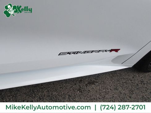 Used 2022 Chevrolet Corvette Stingray Premium Cpe w/ Z51 Performance Package RWD image 9