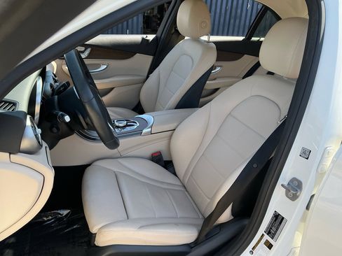 Used 2019 Mercedes-Benz C 300 Sedan w/ Premium Package image 18