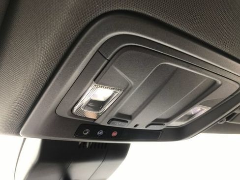 Used 2022 Chevrolet Silverado 1500 Custom AWD/4WD image 8