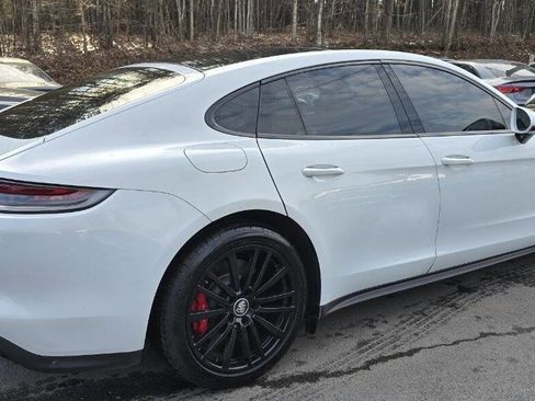 Used 2021 Porsche Panamera 4S image 6