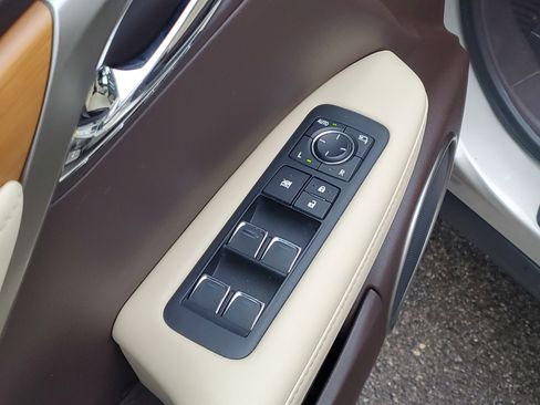 Used 2017 Lexus RX 350 AWD image 6