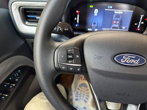 New 2025 Ford Maverick XLT image 27