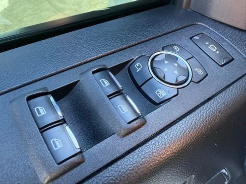 Used 2017 Ford F250 Lariat w/ Lariat Value Package image 18