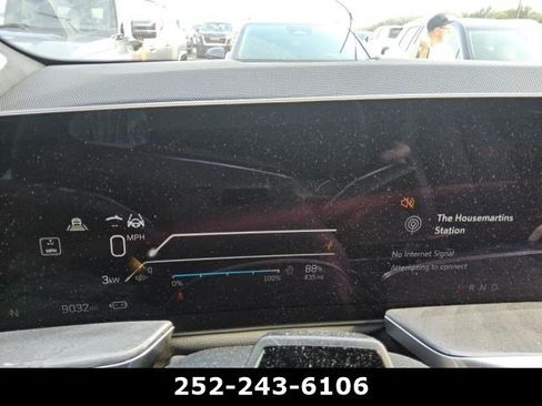 Used 2026 Cadillac Escalade IQ Sport 2 AWD/4WD image 10
