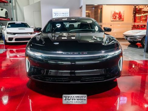 Used 2024 Lucid Air Touring AWD/4WD image 2