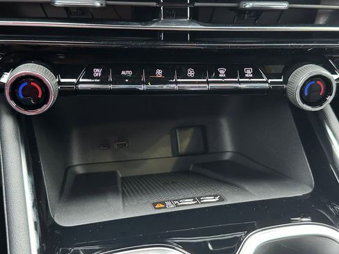 New 2026 Chevrolet Traverse RS AWD/4WD image 29