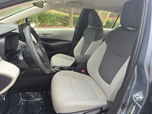 Used 2020 Toyota Corolla L image 14