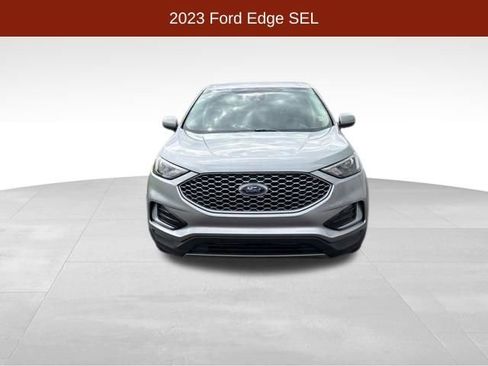 Used 2023 Ford Edge SEL AWD/4WD image 2