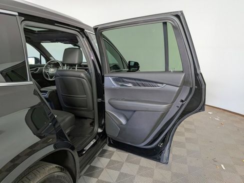 Certified 2024 Cadillac XT6 Premium Luxury w/ LPO, Floor Liner Package image 40