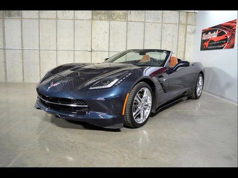 Used 2015 Chevrolet Corvette Stingray Convertible w/ 2LT Preferred Equipment Group RWD image 4