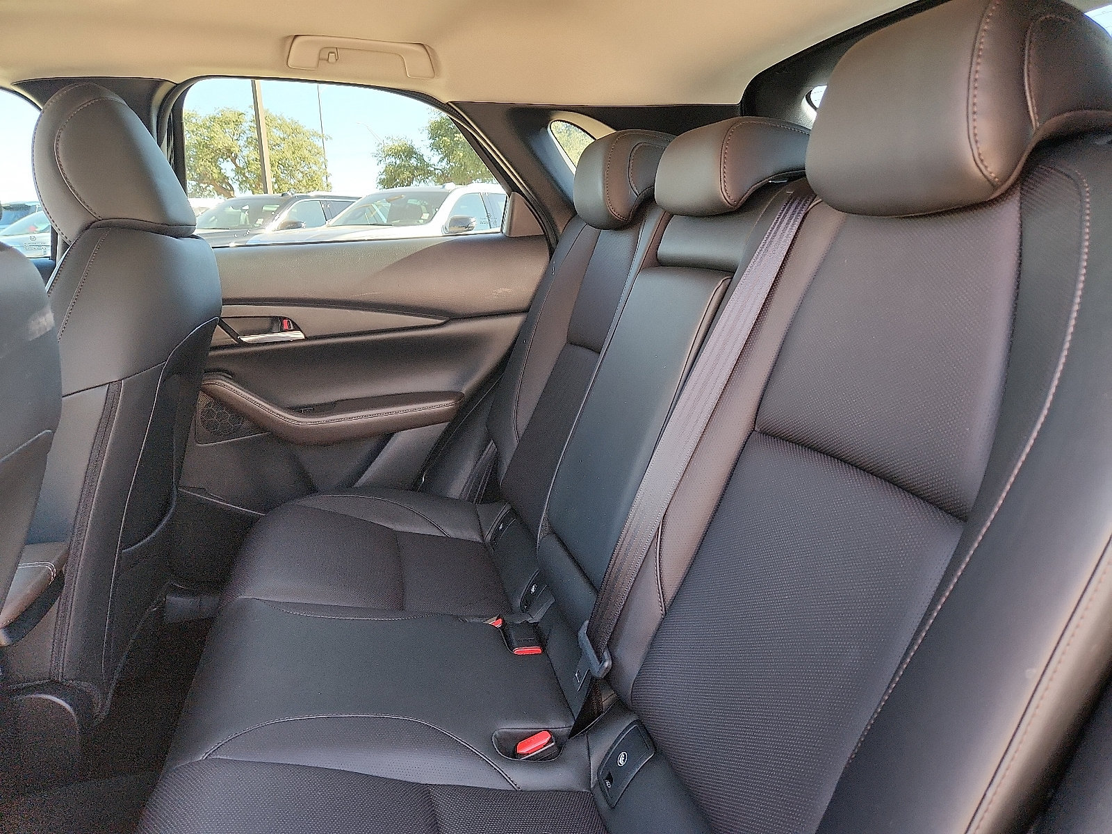 Used 2021 MAZDA CX-30 AWD 2.5 S w/ Premium Package image 11