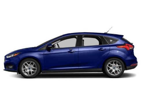 Used 2015 Ford Focus SE w/ Equipment Group 201A FWD image 6
