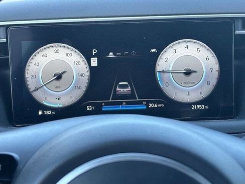 Used 2022 Hyundai Santa Cruz Limited image 10