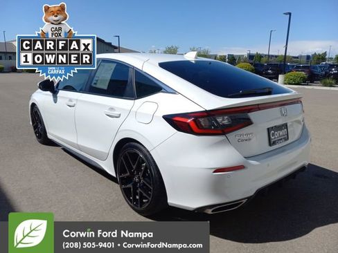 Used 2024 Honda Civic Sport Touring image 5