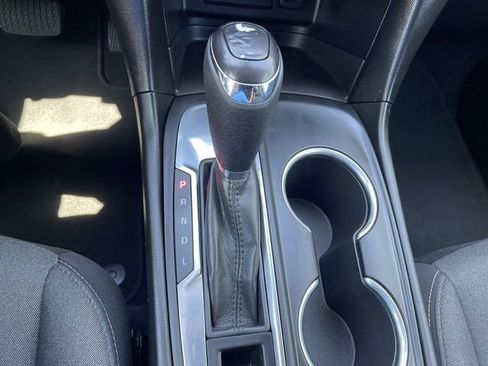 Used 2020 Chevrolet Equinox LT FWD image 15