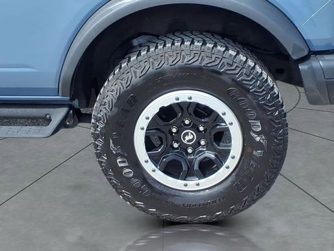 Used 2024 Ford Bronco Badlands AWD/4WD image 4