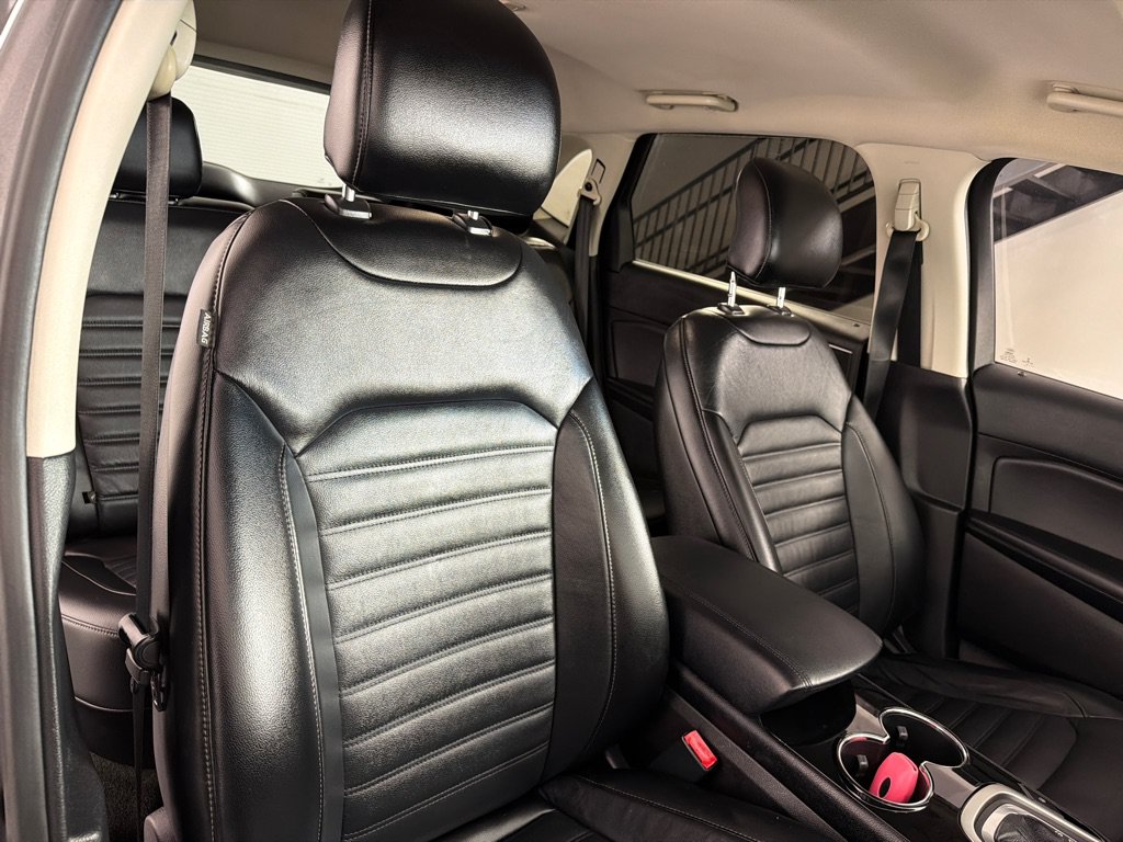 Used 2015 Ford Edge SEL w/ Canadian Comfort Package FWD image 24