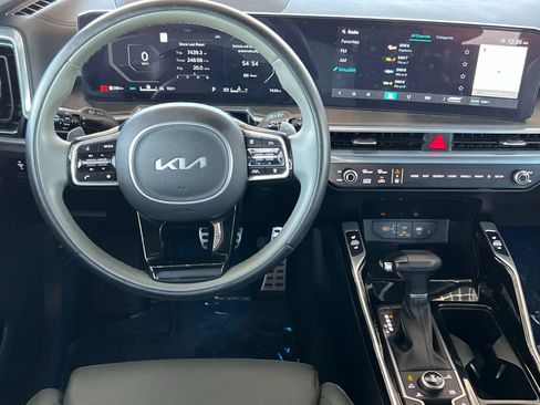 Certified 2024 Kia Sorento SX Prestige w/ Sage Leather Package image 13