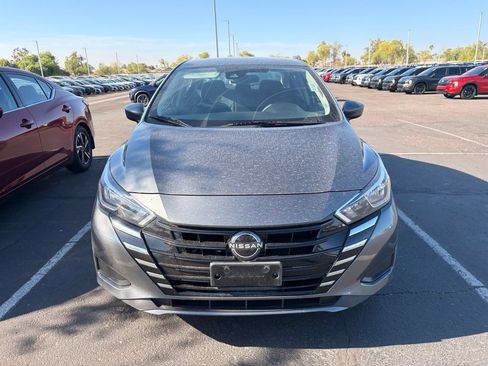 Used 2024 Nissan Versa SV FWD image 3