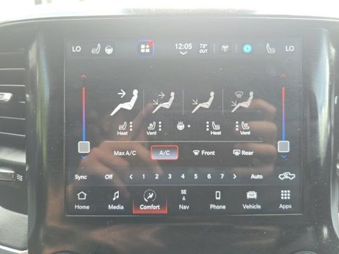 Used 2022 RAM 1500 Laramie w/ Sport Appearance Package AWD/4WD image 23