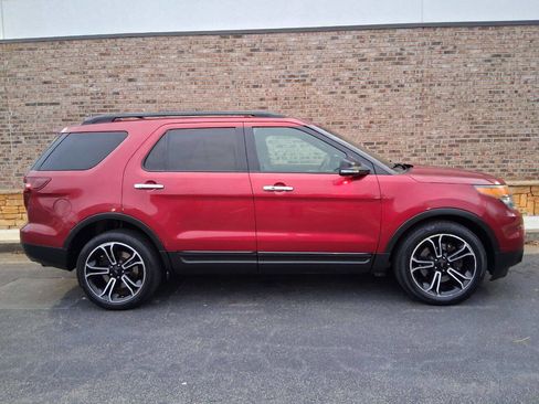 Used 2013 Ford Explorer Sport image 6