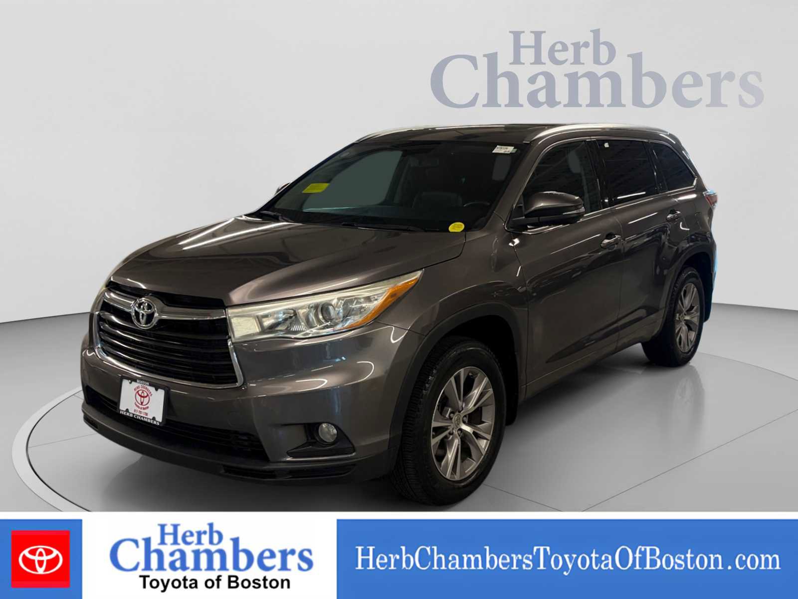 Used 2015 Toyota Highlander XLE AWD/4WD image 10