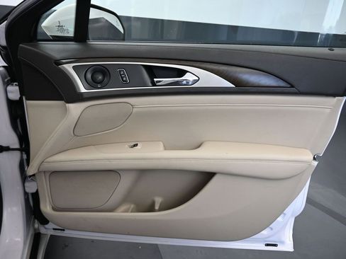 Used 2019 Lincoln MKZ Reserve w/ Reserve Plus Package image 42