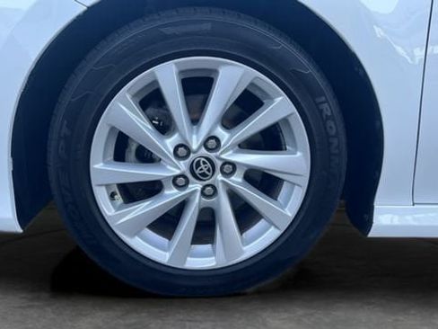 Used 2022 Toyota Camry LE image 53