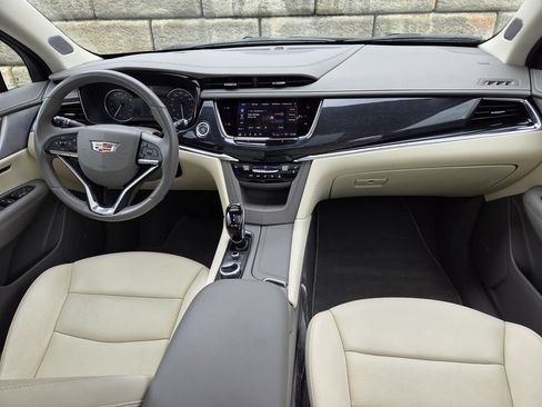 Certified 2024 Cadillac XT6 Premium Luxury w/ LPO, Floor Liner Package FWD image 19