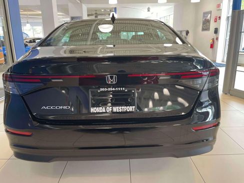 Certified 2023 Honda Accord LX image 5
