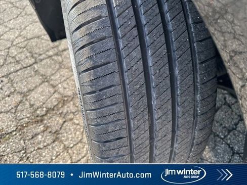 Used 2024 Buick Encore GX Avenir w/ Avenir Convenience Package AWD/4WD image 4