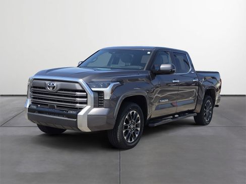 Used 2025 Toyota Tundra Limited image 25