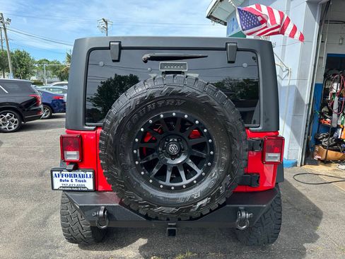 Used 2016 Jeep Wrangler Unlimited Sport AWD/4WD image 11