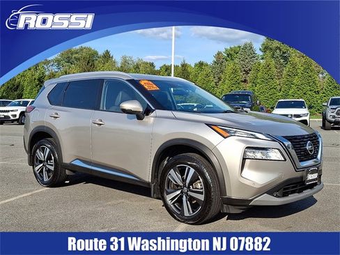 Used 2021 Nissan Rogue SL w/ Premium Package image 1