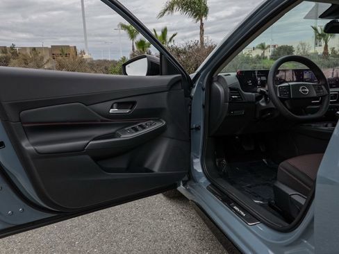 New 2026 Nissan Sentra SR w/ Floor Mat Package image 13