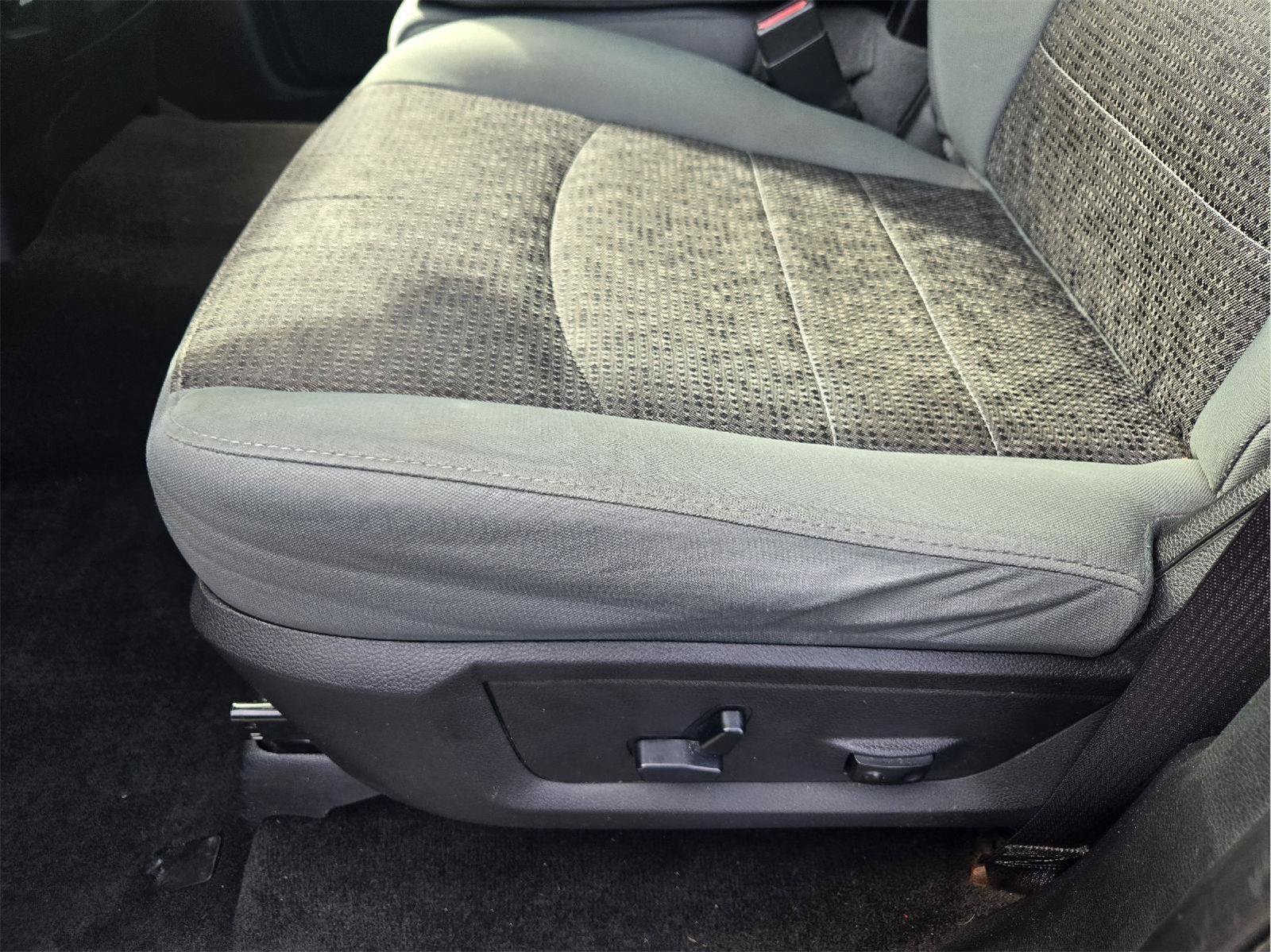 Used 2015 RAM 1500 Outdoorsman RWD image 21