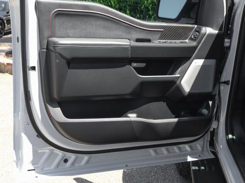 Used 2025 Ford F150 Raptor AWD/4WD image 21
