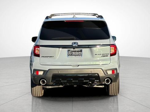 Used 2025 Honda Passport Black Edition image 9