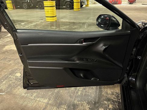 Used 2023 Toyota Camry LE FWD image 29
