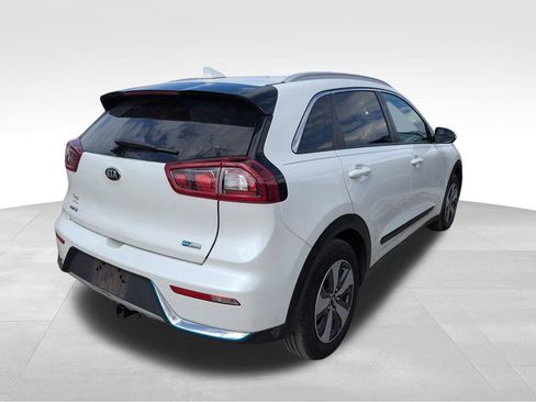 Used 2019 Kia Niro EX image 8