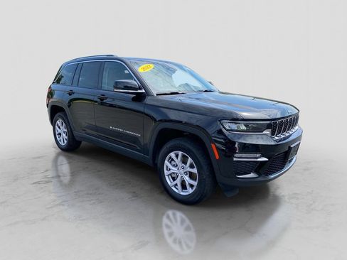 Certified 2022 Jeep Grand Cherokee Limited AWD/4WD image 12