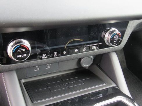 New 2026 Mitsubishi Outlander ES FWD image 18