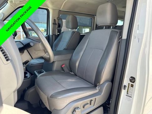 Used 2018 Nissan NV 3500 SV w/ Navigation Package RWD image 8