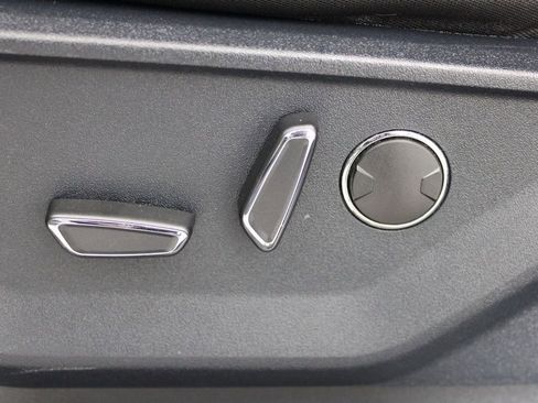 Used 2021 Ford F150 XLT w/ Equipment Group 302A High image 17