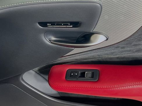 Used 2018 Lexus LS 500 F Sport image 31