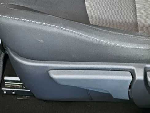 Used 2025 Nissan Sentra SV FWD image 22