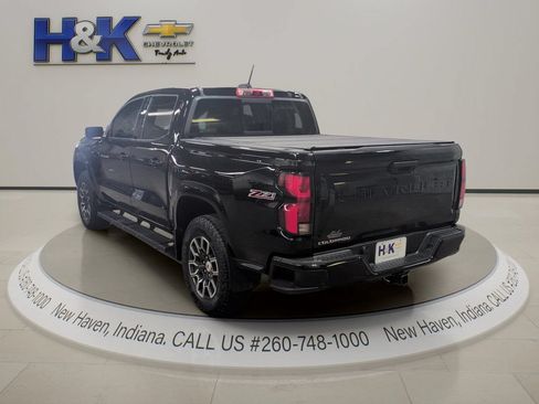 Used 2024 Chevrolet Colorado Z71 w/ Z71 Convenience Package 2 AWD/4WD image 4
